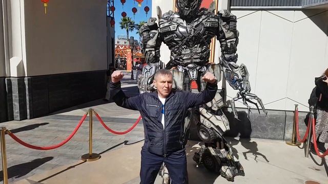 Райдер горного снегохода должен быть как Терминатор смотреть онлайн