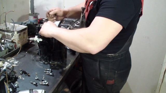 Nissan(Tohatsu) 9.9 Утопленный и заржавевший. смотреть онлайн