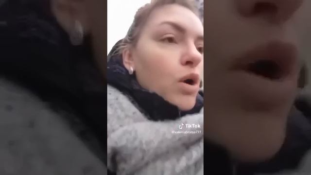 Есть и такое мнение... Знакомые уже лица смотреть онлайн