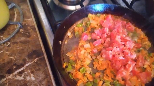 Тушёная капуста с овощами. смотреть онлайн