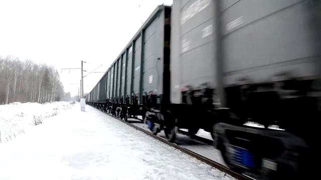 ВЛ80С-1778/1734Б с грузовым поездом смотреть онлайн