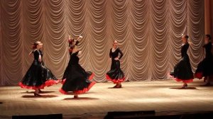 Под звуки кастаньет.