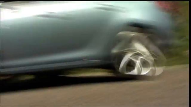 Opel Astra SportsTourer смотреть онлайн
