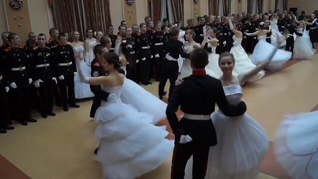 Новогодний кадетский бал смотреть онлайн