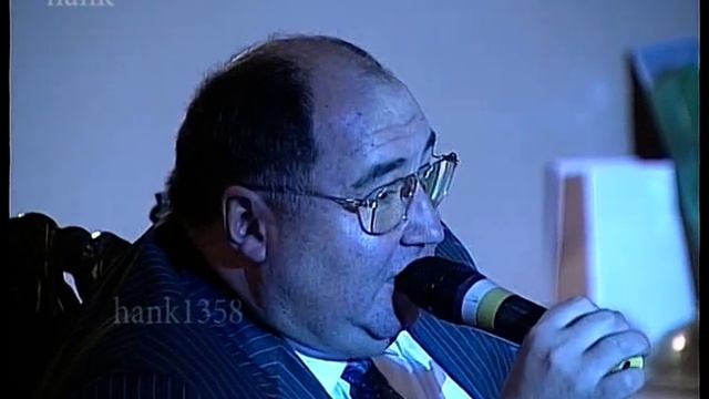 Борис Шпигель - играет: кто победит защита или обвинение? смотреть онлайн