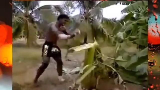 ФУТБОЛ ТРЕНИРОВКА УДАРА В ТАЙЛАНДЕ смотреть онлайн