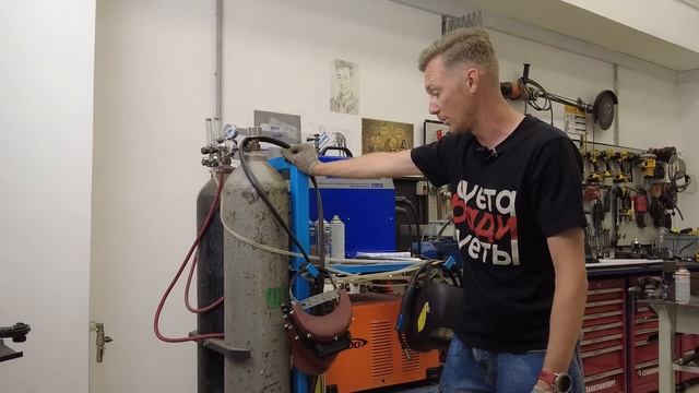 Внезапно! Обзор мастерской Матвеева (PIT STOP) смотреть онлайн