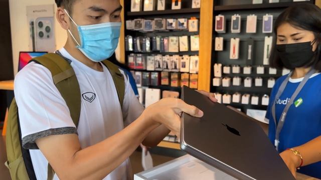 รับเครื่อง MACBOOK PRO 16.2 ตัวเริ่มต้น M1 PRO ในปี 2021 จอสวยมาก