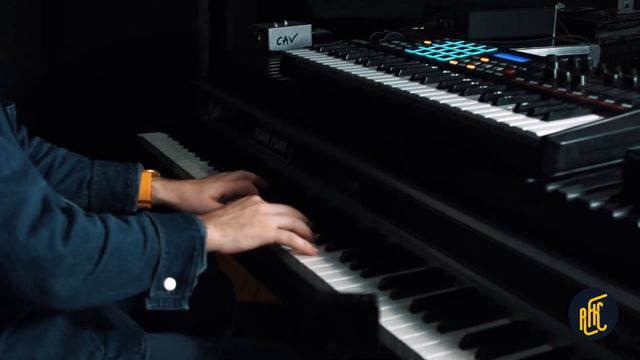 RadioFuniK - Spice Cowboy смотреть онлайн