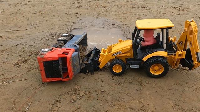 DIY Mini Petrol Pump Science Project for Kids Mini Eicher Truck JCB | Loading in Mini class Tractor смотреть онлайн