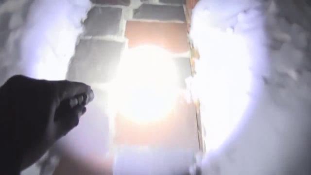 Ночной тест фонаря Nitecore EA11 (900 люмен) смотреть онлайн