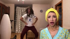 У меня горит задний габарит)))