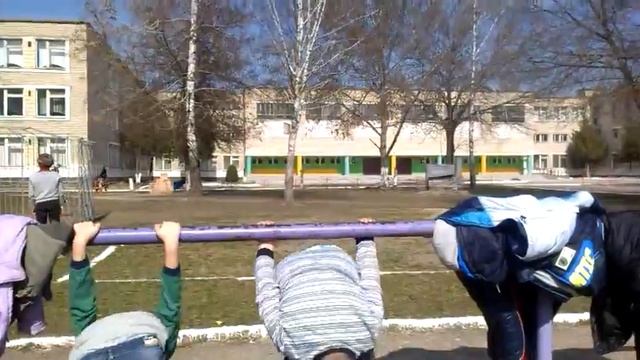Кувырок в школе