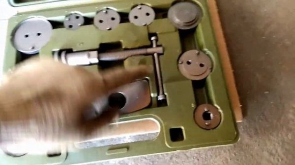 Набор для утапливания поршней тормозных суппортов – 12 предметов! Обзор. Тест.