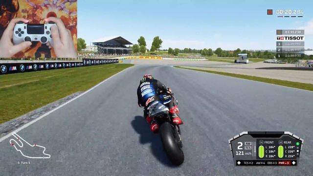 MotoGP 21 - How to Improve Bike Control - Helpful Tips with Handcam смотреть онлайн