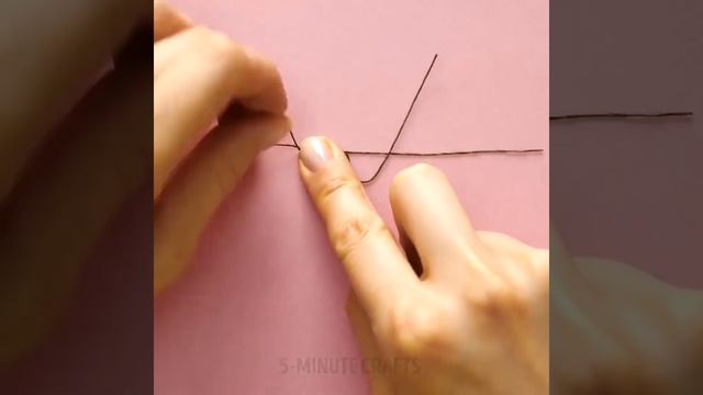 28 ЗАМЕЧАТЕЛЬНЫХ ЛАЙФХАКОВ ДЛЯ БАРБИ смотреть онлайн