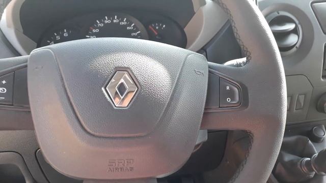 Renault MASTER в редкой комплектации. Продажа на авторынке.