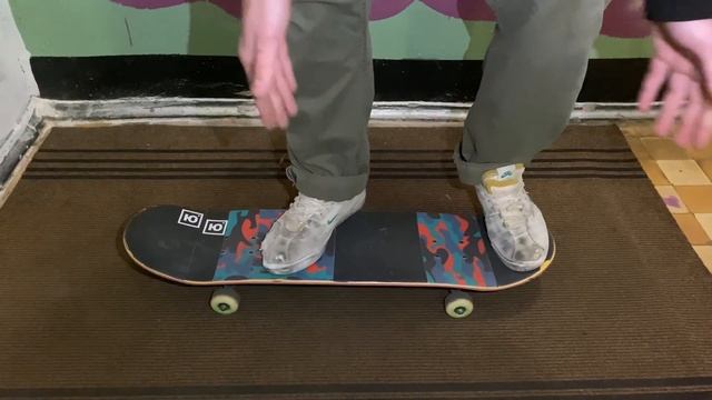 КАК СДЕЛАТЬ БЭКСАЙД НА СКЕЙТБОРДЕ / HOW TO BS 180 смотреть онлайн