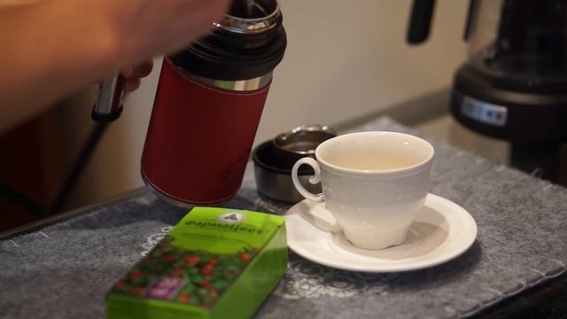 Избавляемся от отеков. Мой опыт .Живая вода . Как вода изменила мою жизнь к лучшему смотреть онлайн