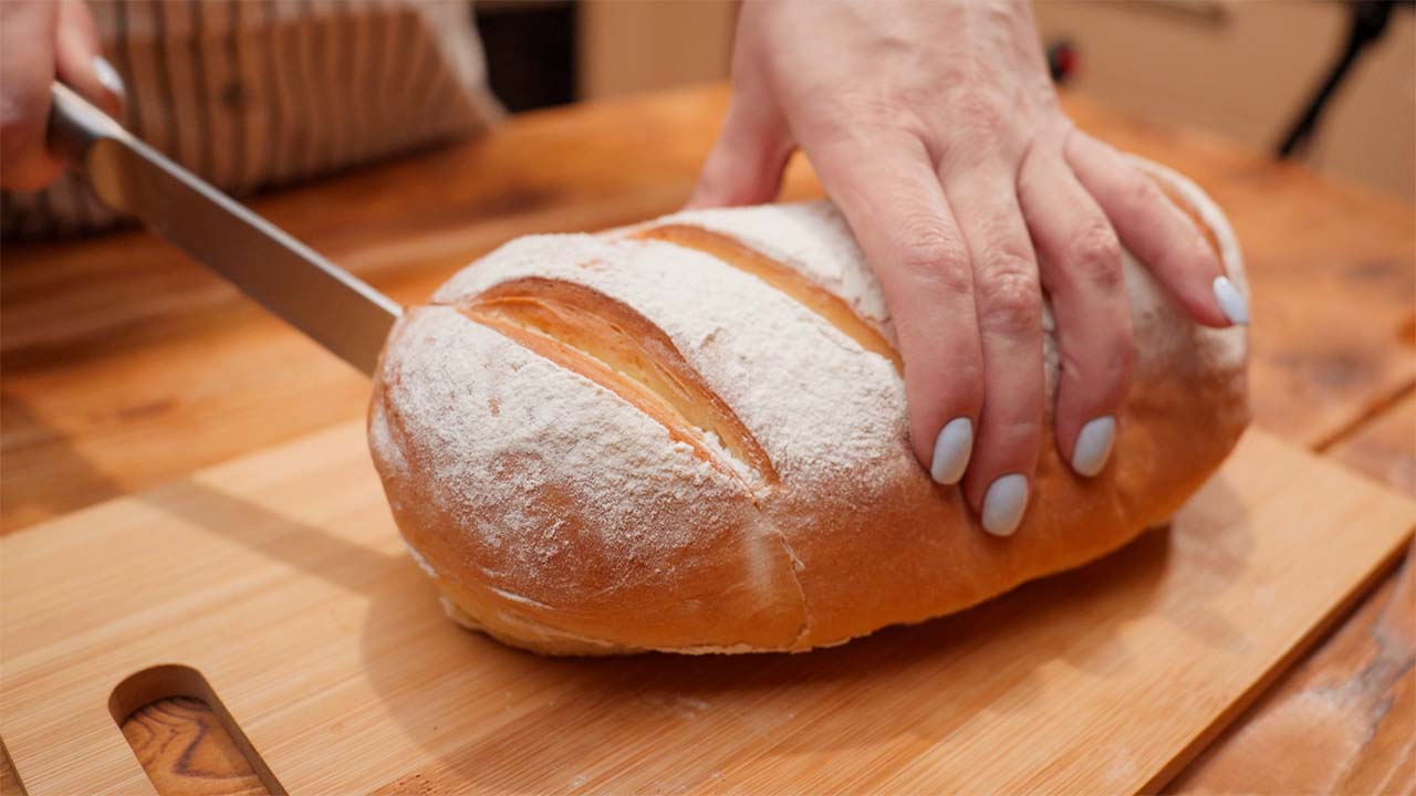 Домашний батон. Быстро, вкусно, сытно! ХЛЕБ всему голова! смотреть онлайн