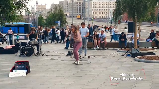 Muse - New Born (в исполнении группы The Hysteria V в Москве) смотреть онлайн