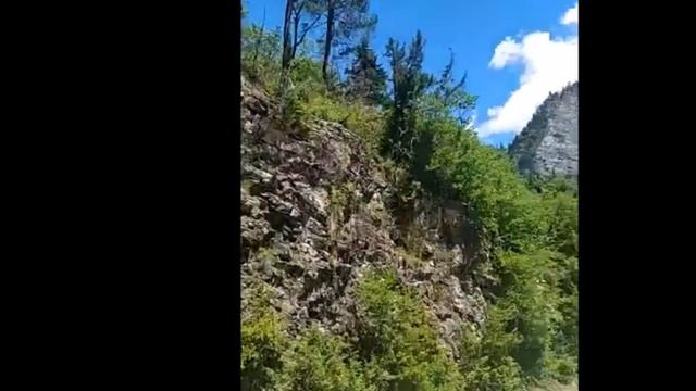 Экскурсии в Абхазию из Вардане джиппинг на Гегский водопад и озеро Рица смотреть онлайн