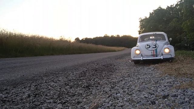 Remote Control 1963 Volkswagen Beetle (Herbie Fully Loaded) Rock Flinging
