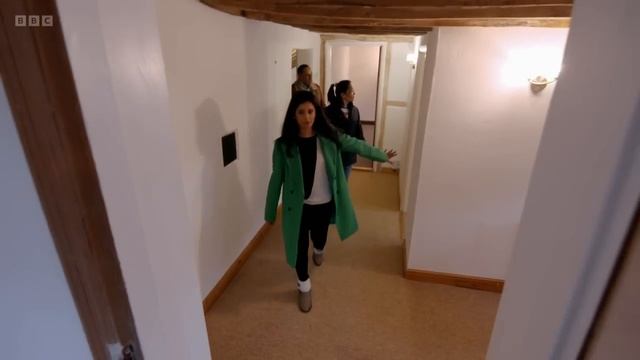 Escape to the Country S22E34 - Buckinghamshire смотреть онлайн