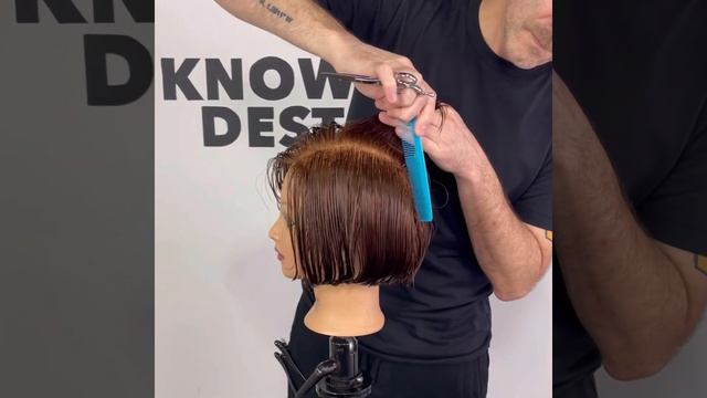 French Bob haircut смотреть онлайн