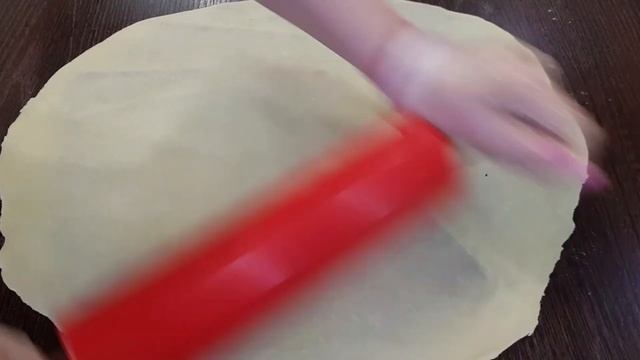 Kövrək,zərif və qatları tək-tək bilinən Badamburanın hazırlanması. Бадамбура Азербайджанская кухня. смотреть онлайн