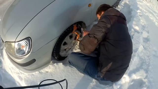 Браслеты противоскольжения на авто смотреть онлайн