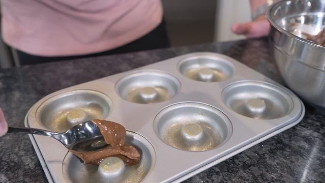 BODYBUILDING CHOCOLATE GLAZED DONUTS | High Protein Low Calorie Recipe | Mason Woodruff Inspired