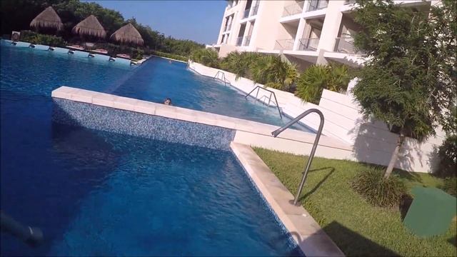 Why you should stay at Paradisus La Perla Playa Del Carmen смотреть онлайн