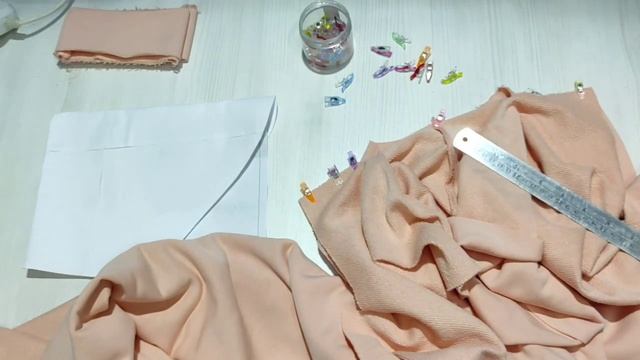 Как сшить халат на запАх с капюшоном. смотреть онлайн
