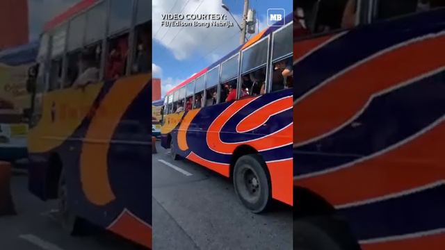 MMDA traffic chief Bong Nebrija had a heated argument with the passengers in EDSA смотреть онлайн