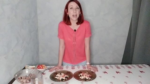 ЧЕЛЛЕНДЖ С ЕДОЙ! Это ВКУСНО!? Готовлю САЛАТ из НЕОБЫЧНЫХ ингредиентов! Салат с ГРЕЙПФРУТОМ! смотреть онлайн