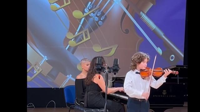 О. Ридинг Концерт для скрипки, си минор, 3 часть, исполняет Кочегаров Давид 3 класс смотреть онлайн