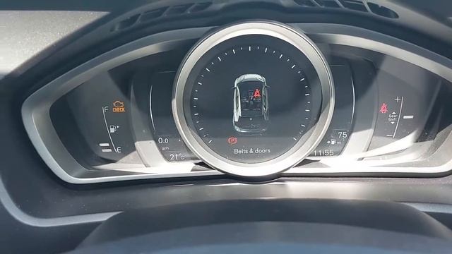 Volvo V40 Oil Level Check смотреть онлайн