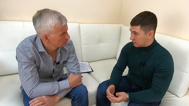Почему немеет лицо и рука? Сжимаются пальцы, это спастика? смотреть онлайн