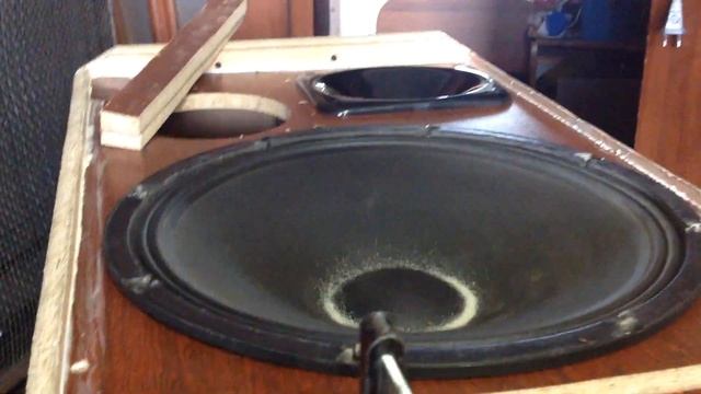 Проверка ( замер) частоты настройки порта фазоинвертора смотреть онлайн