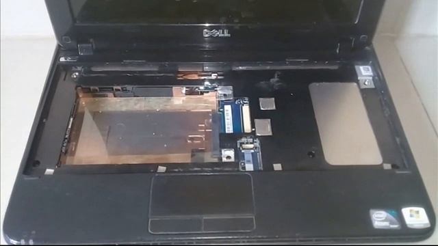 CARA MELEPAS DAN MEMASANG MEMORI LAPTOP DELL INSPIRON MINI смотреть онлайн