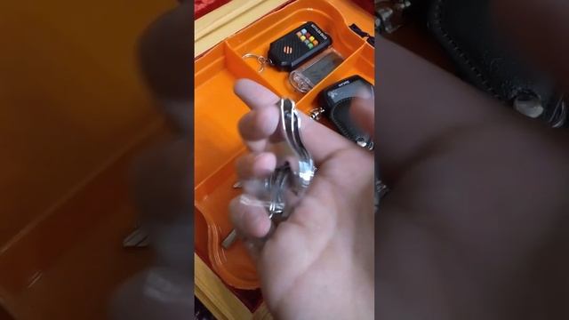 коллекция ключей от автомобилей смотреть онлайн