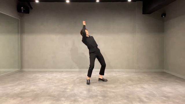 Stray Kids (스트레이키즈) (Dance Racha) - WOW Dance Cover_solo ver. | Hapeach смотреть онлайн