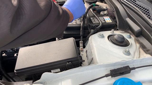 How to Properly Jump Start A Car With Booster Cables смотреть онлайн