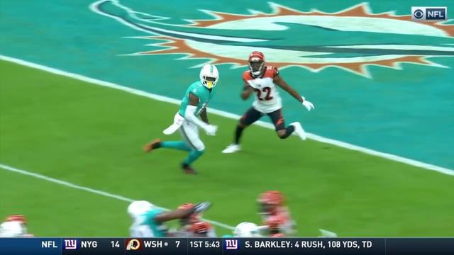DEVANTE PARKER CAREER HIGHLIGHTS NFL // Moss Compilation смотреть онлайн