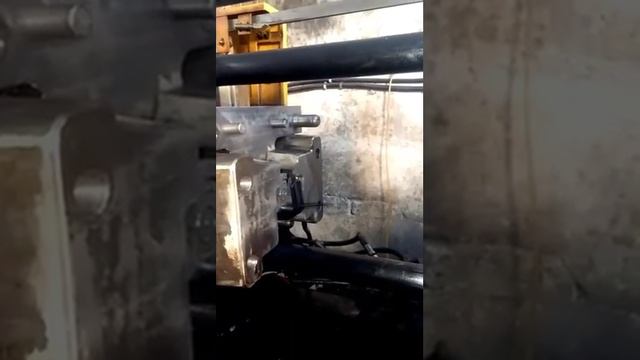 #Пресс форма Пресс форма для литья пластмасс под давлением,Производство в Китае пресс форм смотреть онлайн