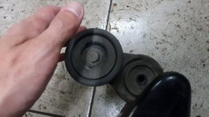 Киа с пробегом 546000км. Замена натяжителя ремня.