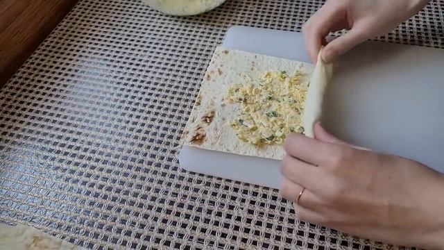 Что у нас происходит \ Как мы живём и выживаем смотреть онлайн