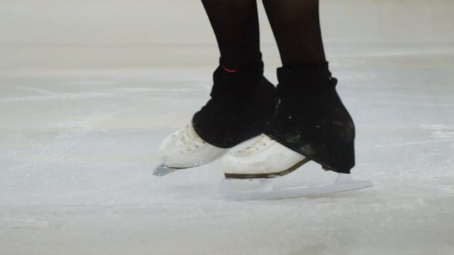 Наша героиня Ксения Панкратова - фигуристка, тренер смотреть онлайн