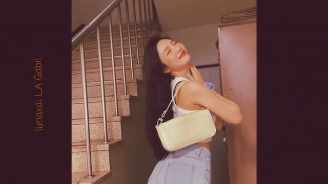 Lunaxai - Malina Ft. L.A Gabii